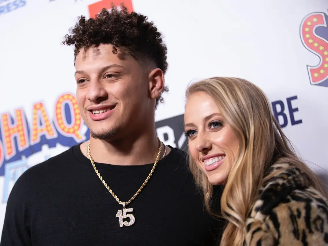 Brittany Mahomes Comment Over Patrick’s Wins as AFC Offensive Player of the Week for 10th time Sparks Reactions Among NFL Fans