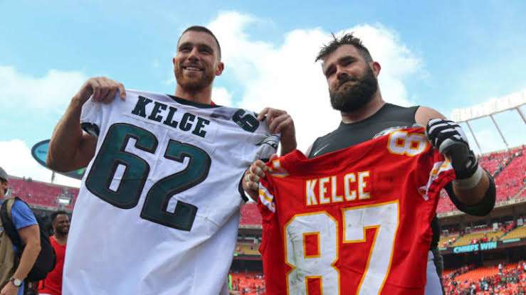 Exclusive: Jason Kelce's potential retirement is questioned by brother Travis Kelce: "He is still capable of playing."