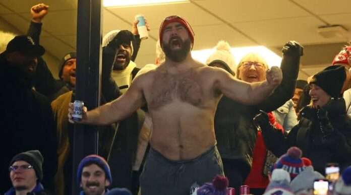 Video: Jason Kelce having a blast partying with all the fans with his shirt off in below freezing temperatures!!!