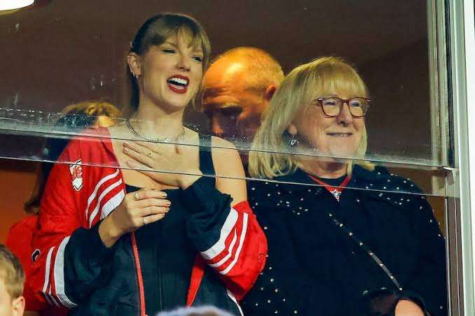 Exclusive : Donna Kelce avoids answering whether Taylor Swift will be sitting with her for the Chiefs' playoff game against the Dolphins...