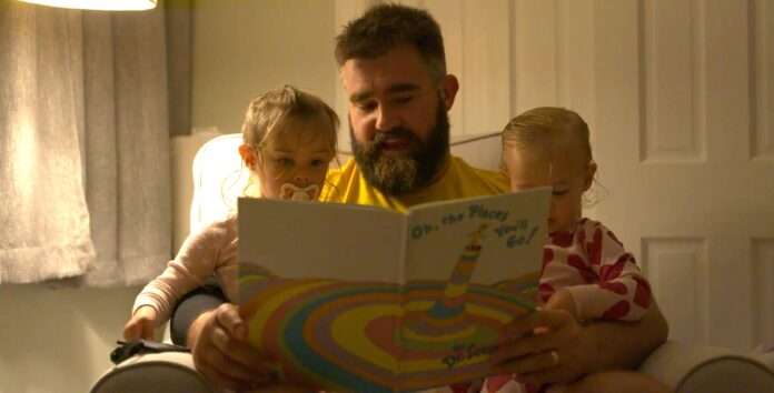 Jason Kelce is the best dad and most loving husband a wife and any child could ever ask for....Captivating moment Jason read his daughters bed time story till they all fall asleep and Elliotte could be heard telling 