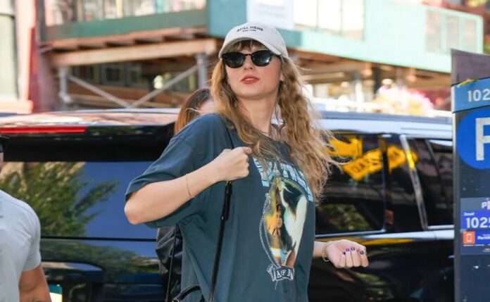 Taylor Swift Seemingly Shouts Out Travis Kelce as He Can’t Stop Smiling When Asked About His Rumored Romance