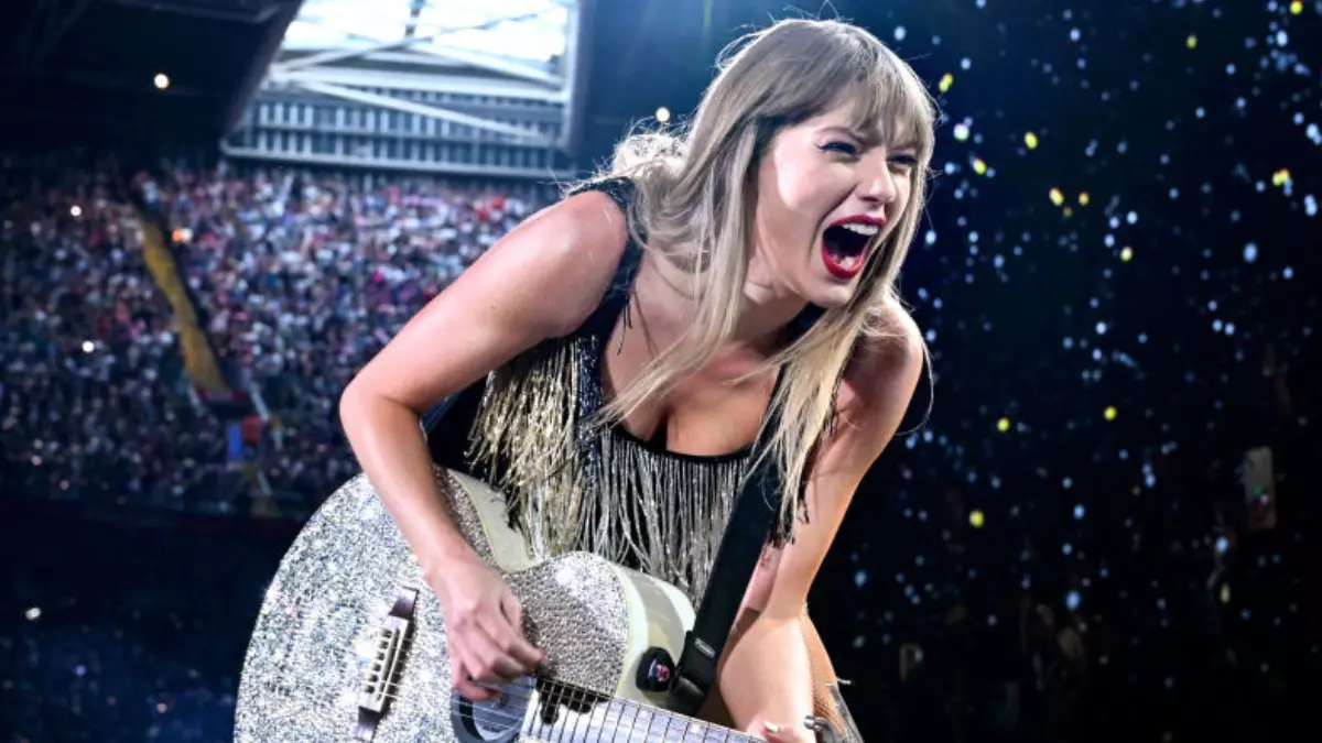 Taylor Swift Swallows a Bug Again and Changes Lyrics on White TTPD Dress at Milan Eras Tour Show