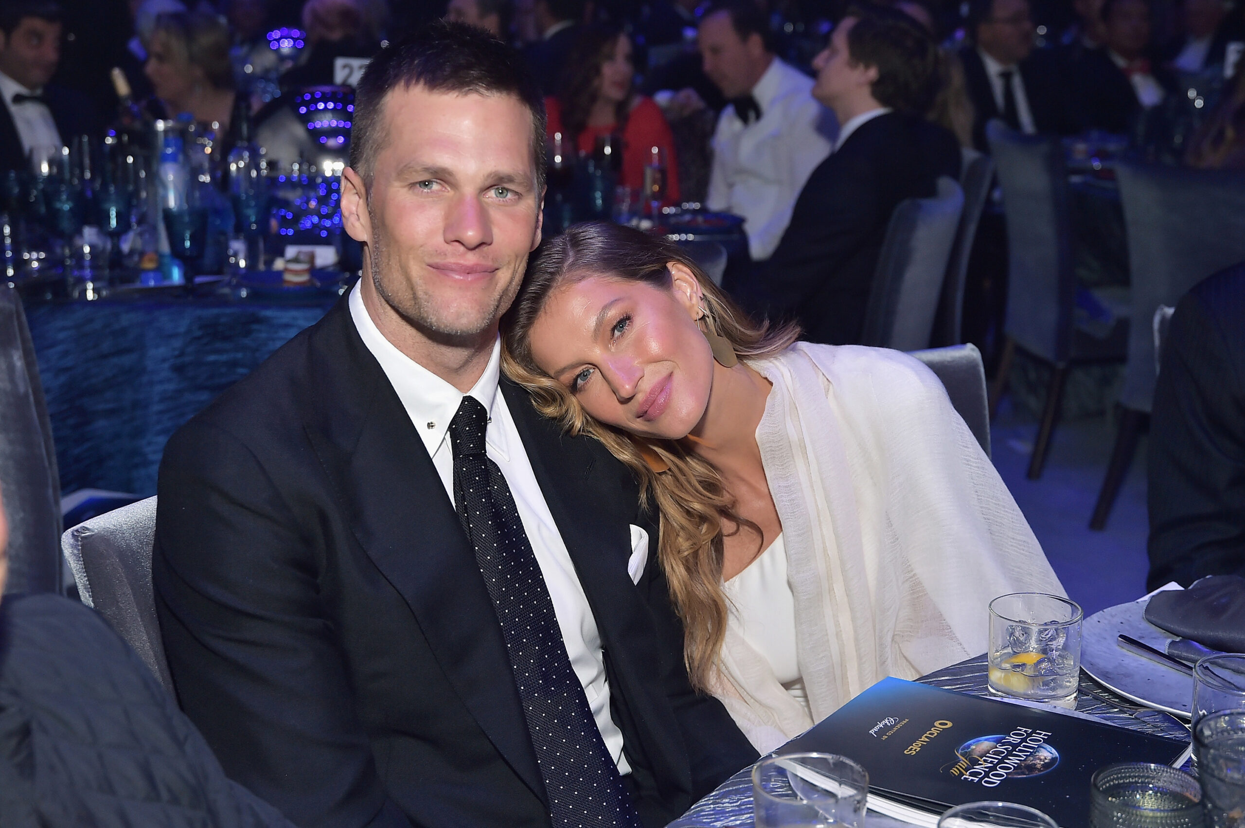 Breaking News: Tom Brady, 47, is REMARRYING his Ex. Wife Gisele Bündchen, 44, after two years of divorce, and the legendary QB also Teases NFL Return AGAIN at the next 49ers game after been Spotted Training, he also announce a more shocking news that he and his Ex. Wife are Expecting a…. See More