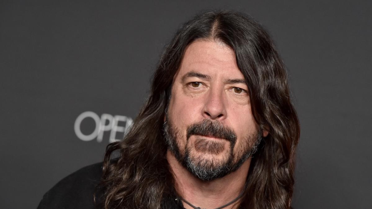 Dave Grohl — the Nirvana drummer and Foo Fighters founder — announced the birth of a daughter outside of his 21-year marriage on Tuesday.