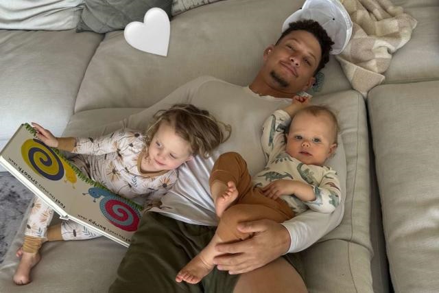 Patrick Mahomes Cuddles Kids Sterling and Bronze on the Couch in Adorable Home Photo